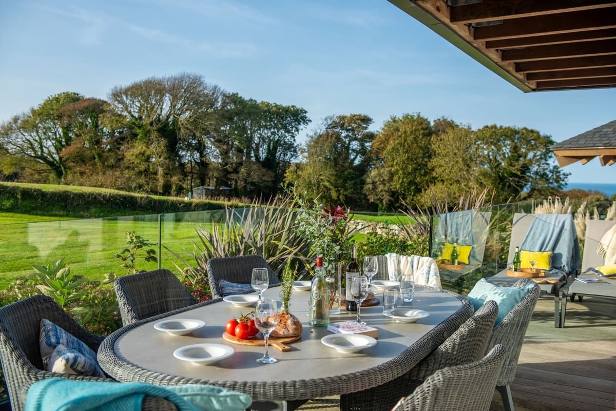 St Ia, Castle Approach, Tregenna Castle photo 2