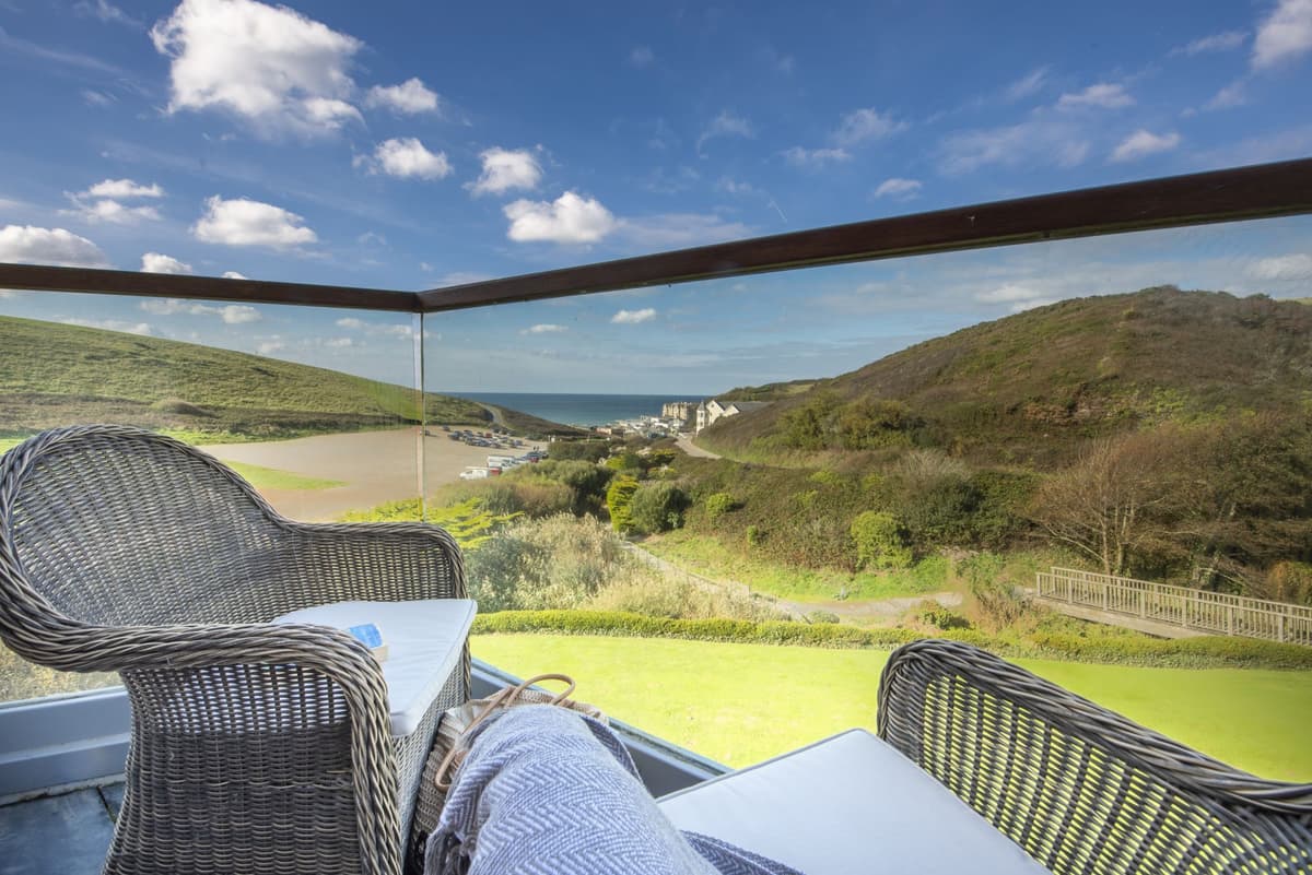 10 The Whitehouse photo 4