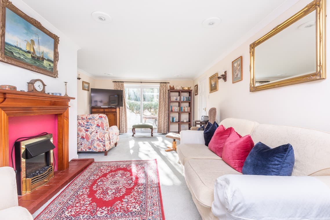 Clovelly Cottage photo 2