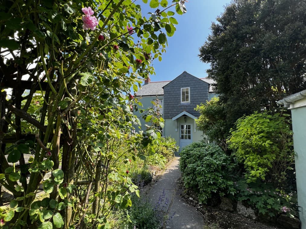 Sparrows Nest photo 2