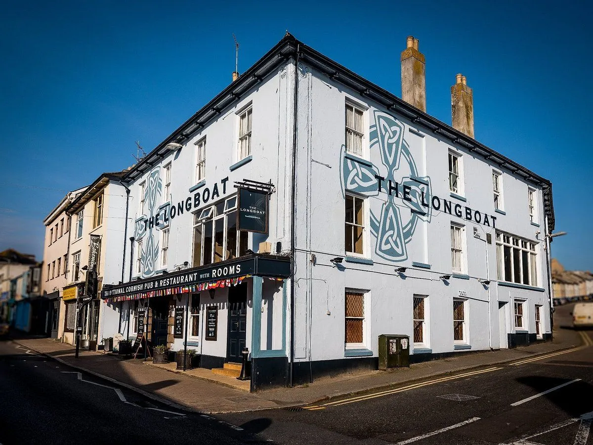 The Longboat Inn