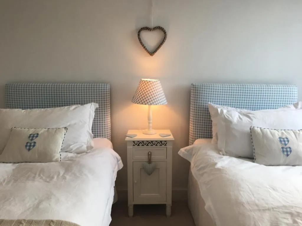 6 Ocean Gate Apartments photo 4