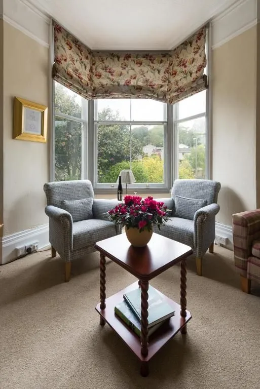 Cliftons Guesthouse photo 2