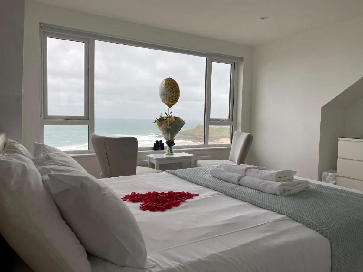 Ten Ocean View photo 2