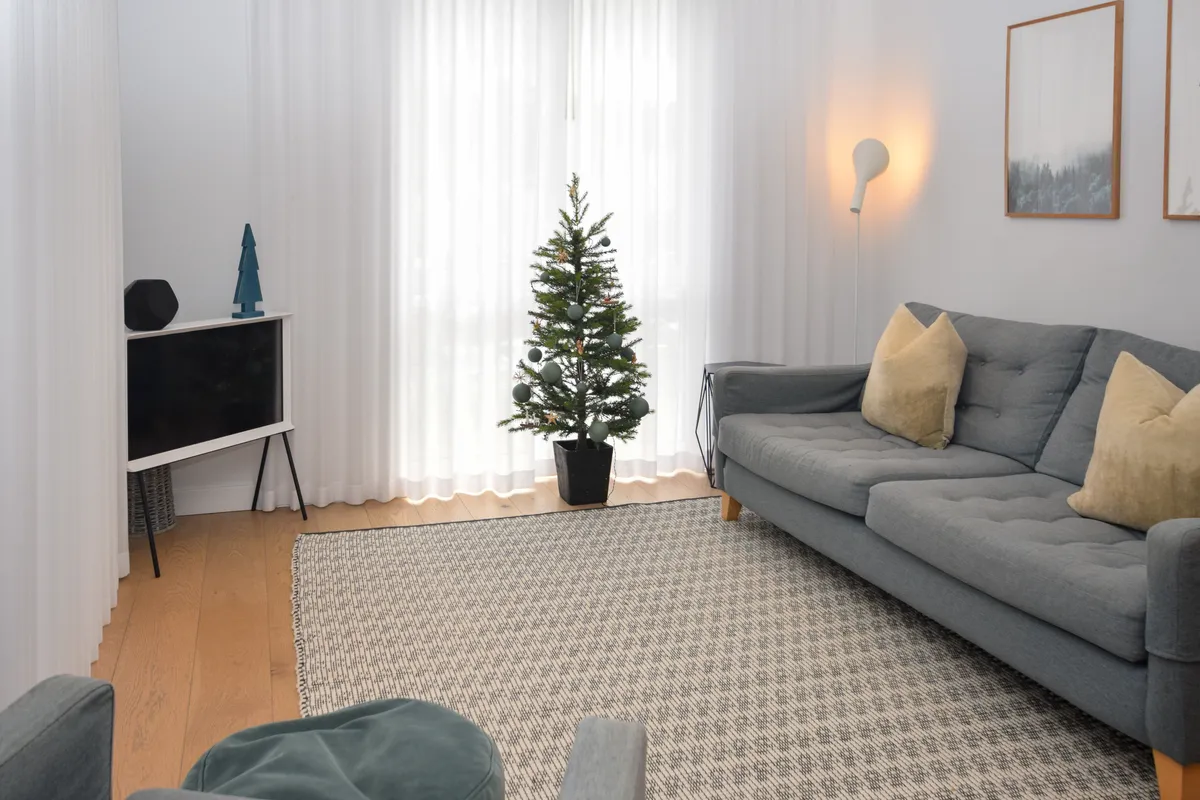 10 The Old Station Masters House