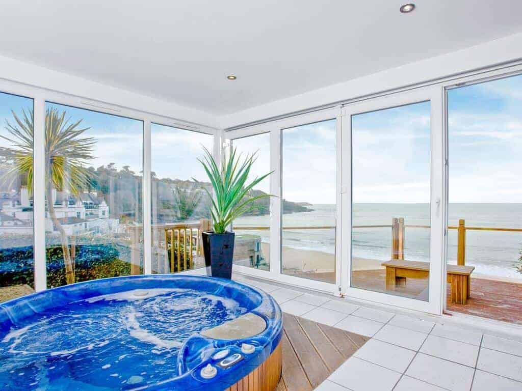 Our Guide to the Best Hot Tub Properties in Cornwall